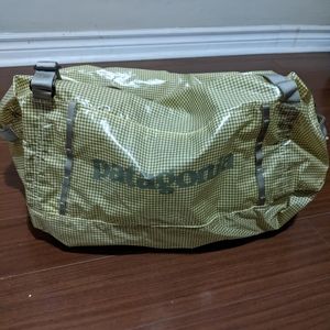 Patagonia Black Hole Duffel 40L (packable)